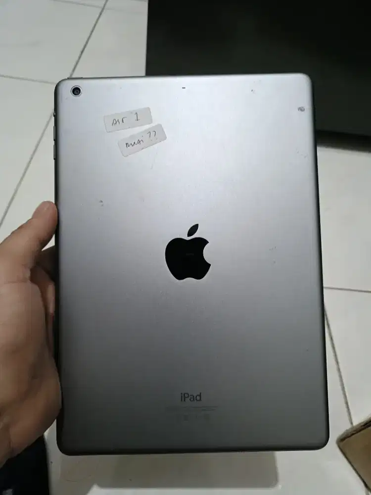 Housing atau Backdoor tutup belakang  Ipad Air 1 mulus banget (bekas)