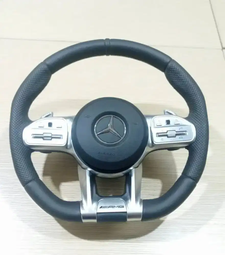 Mercedez Benz Steering