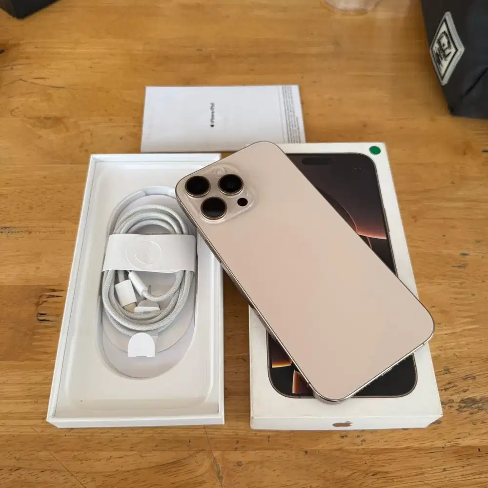 iPhone 16 Pro Max 256GB Desert Titanium Garansi Resmi indonesia 7 Bln