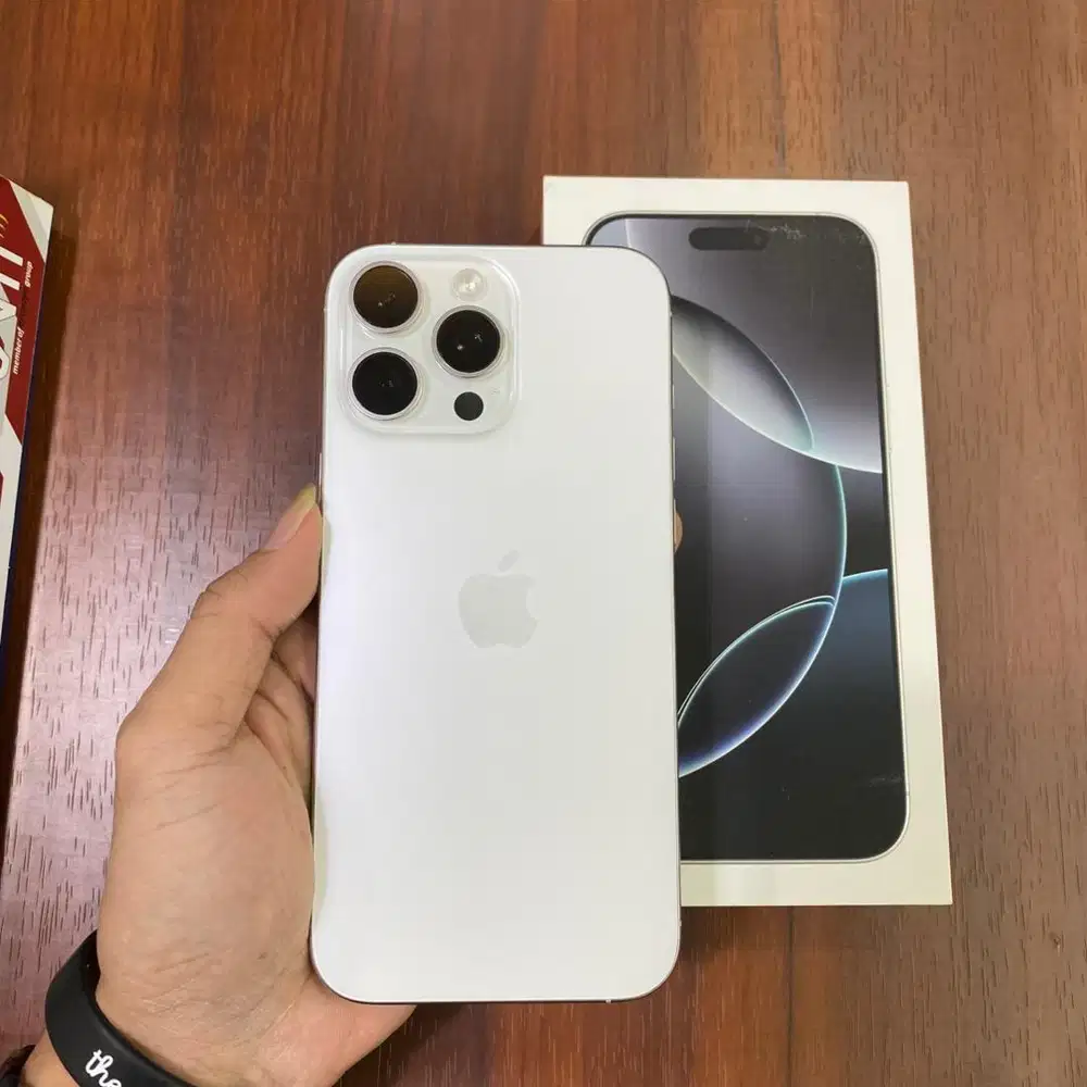 iPhone 16 Pro Max 256GB White Titanim Inter Terdaftar Beacukai