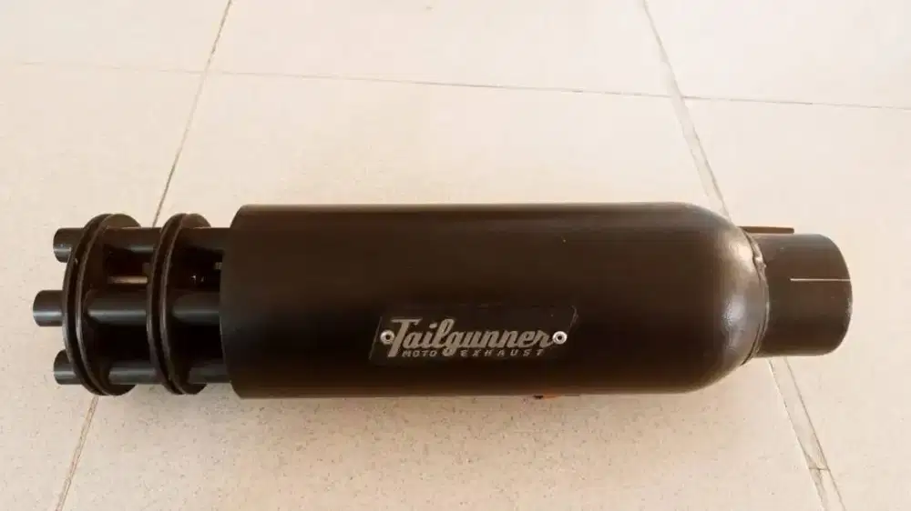 Tailgunner Muffler