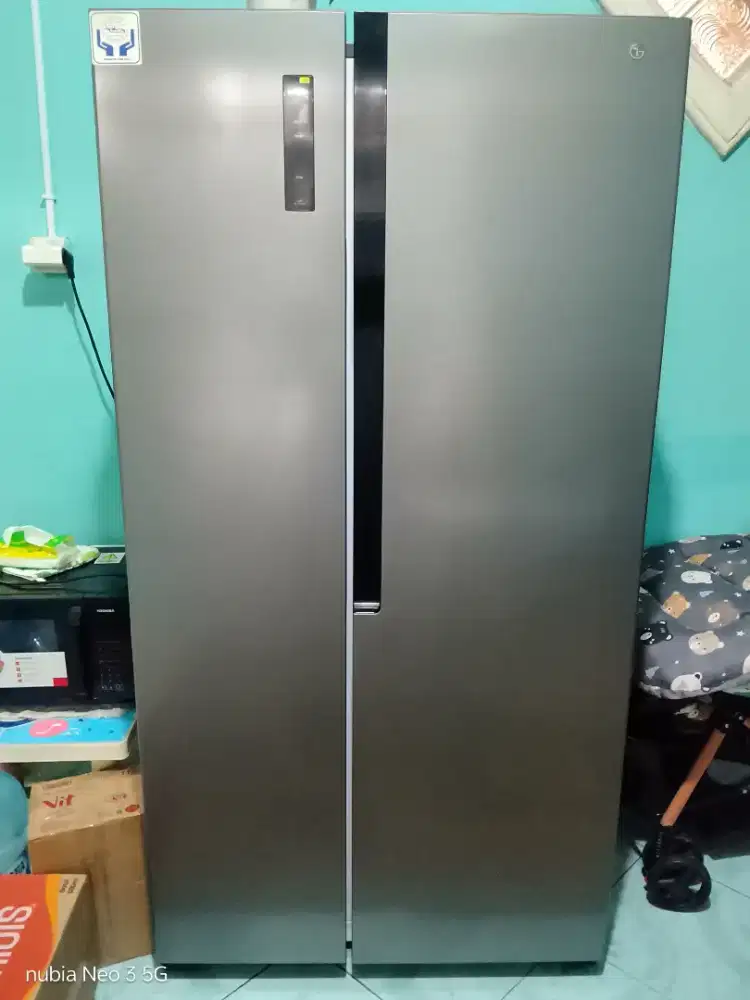 Kulkas LG side by side