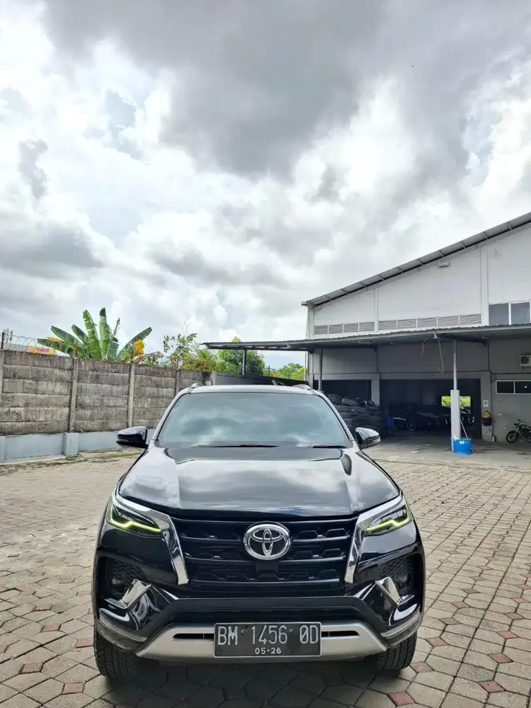 Fortuner 2021 G (4×4) diesel matic. Km 88rb