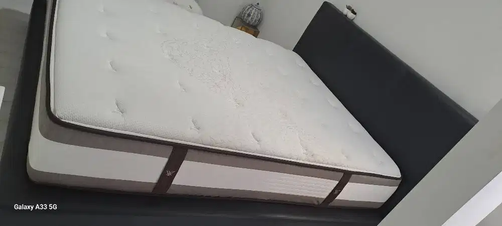 Tempat Tidur + Estate Nyaman, Elegan, dan Siap Pakai!