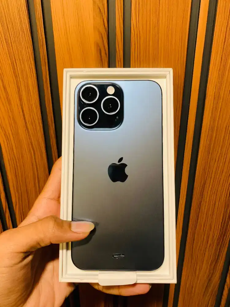 iPhone 15pm blue titanium 512gb iBox