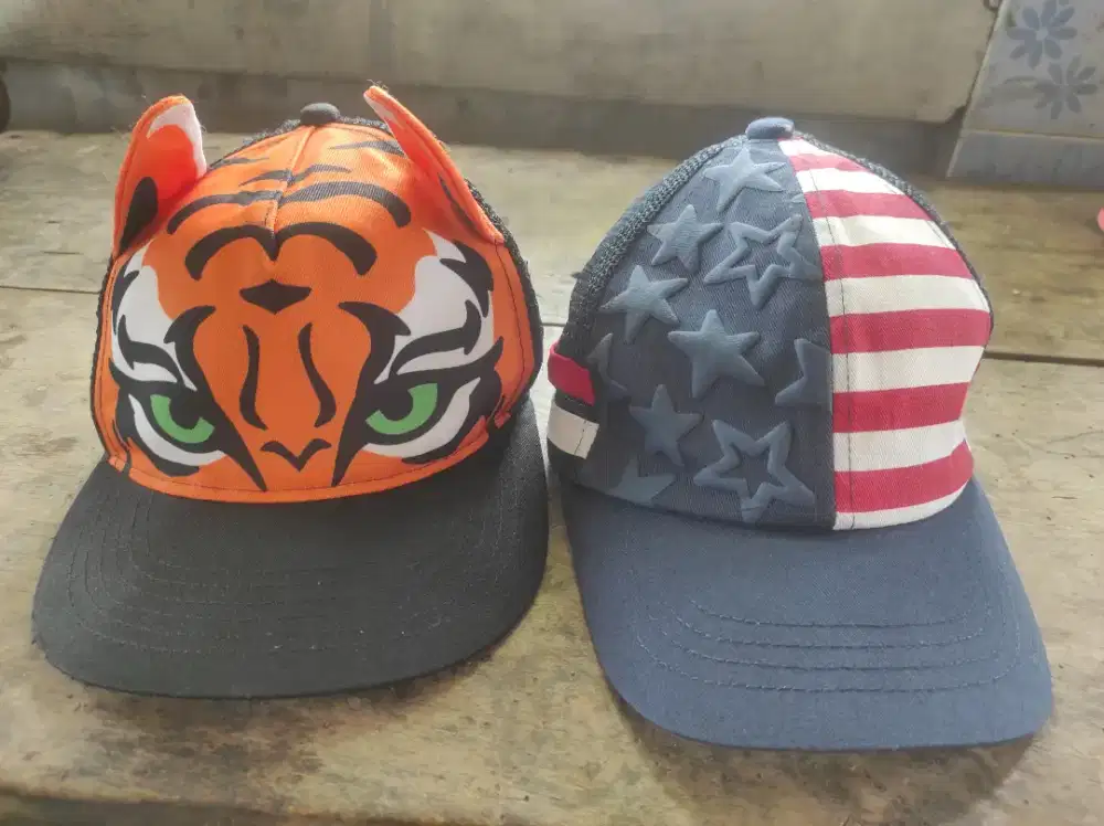 Jual topi anak second