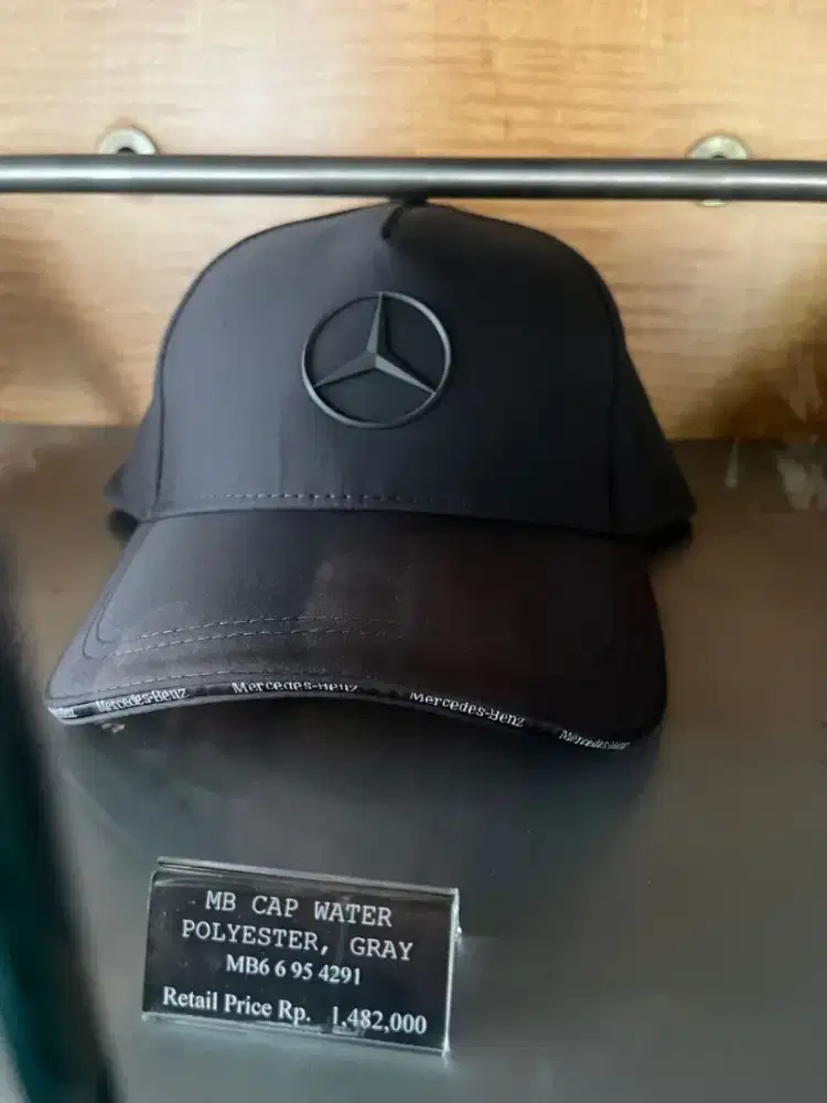 Topi Mercedes Benz Original