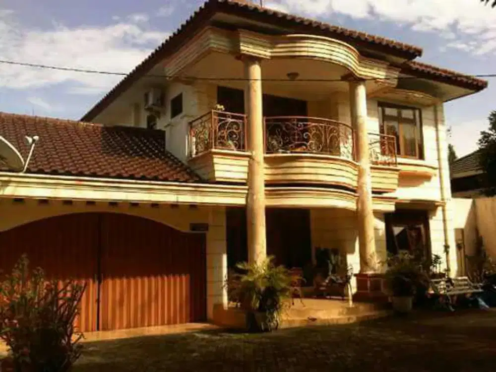 Rumah Siap Huni dan Nyaman daerah . Banyumanik.Semarang – 10925