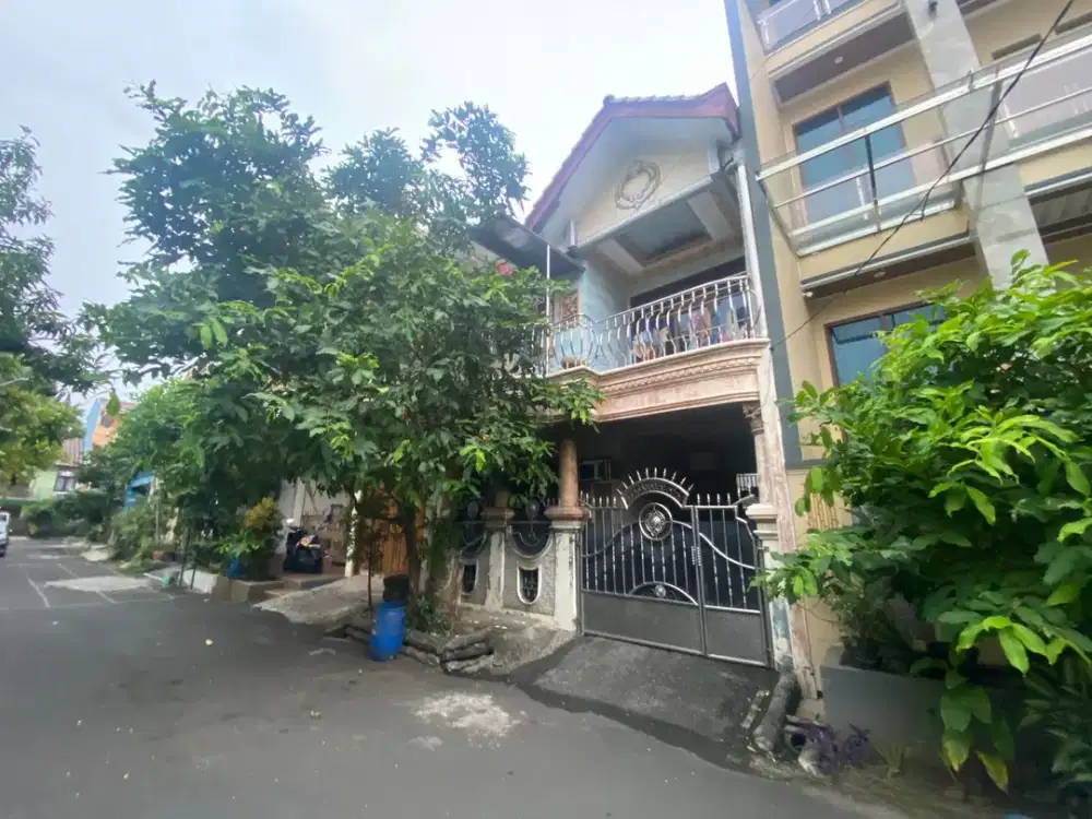 Rumah Asri 2 Lt 9 Menit ke Lippo Plaza Kramat Jati Hadap Timur J-38842
