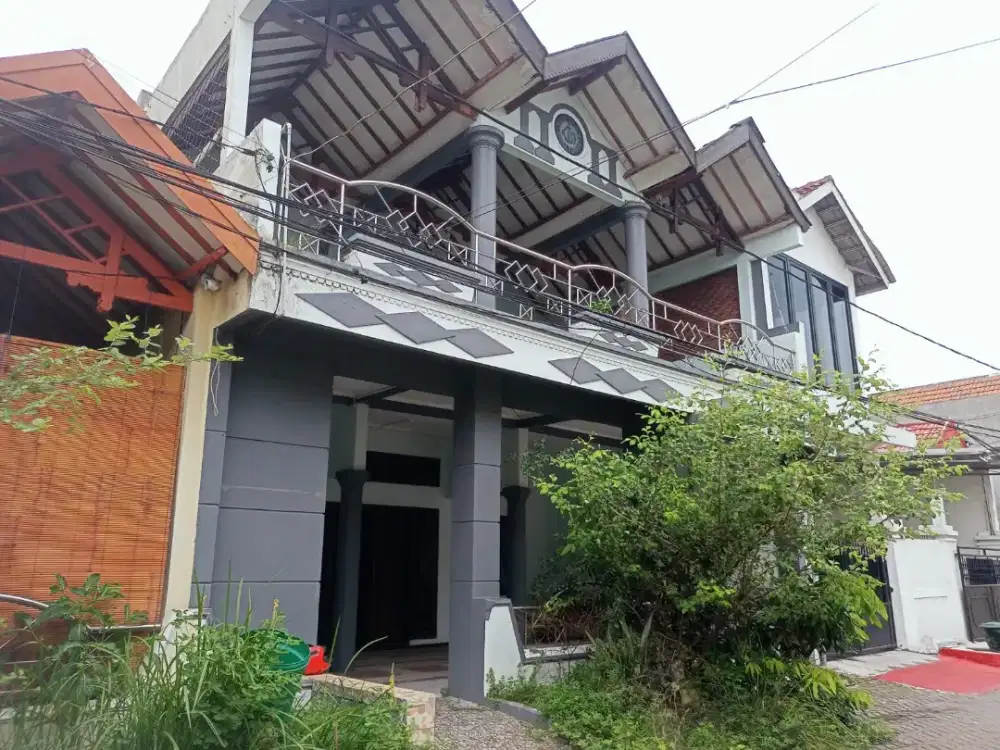 DIJUAL CEPAT RUMAH 2 LANTAI SIAP HUNI