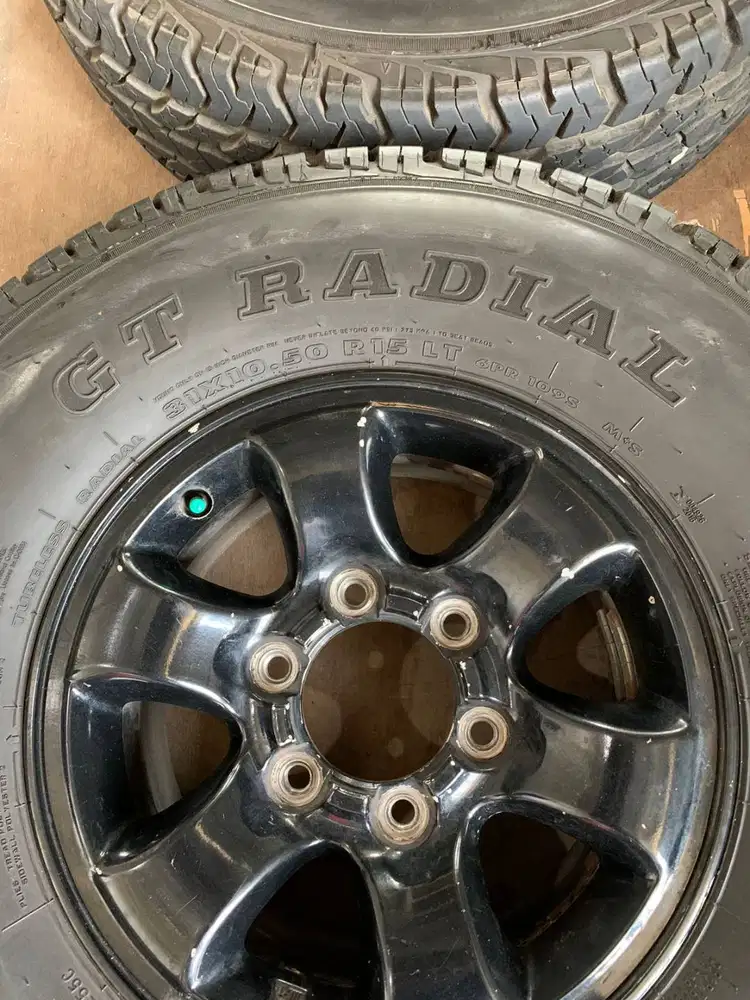 Velg R15x6x139 Original mobil Nissan Frontier ZD30