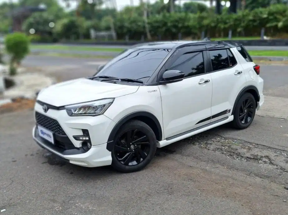 TOYOTA RAIZE 1.0 GR SPORT TWO TONE MATIC 2021