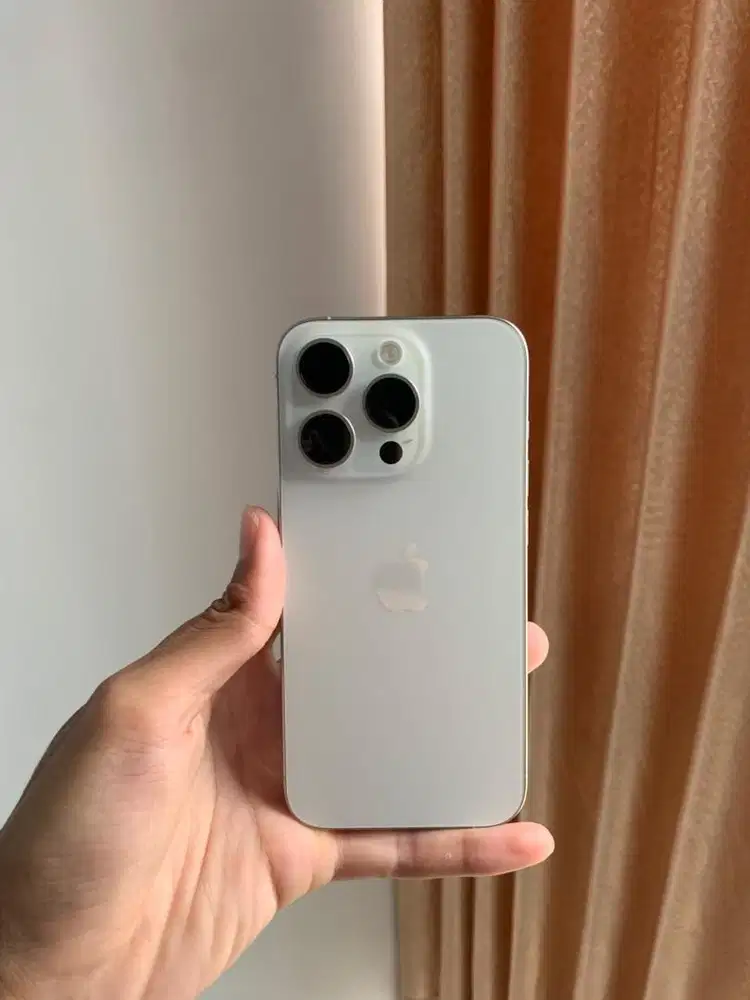 Dijual Iphone 15 Pro White 256gb Ibox