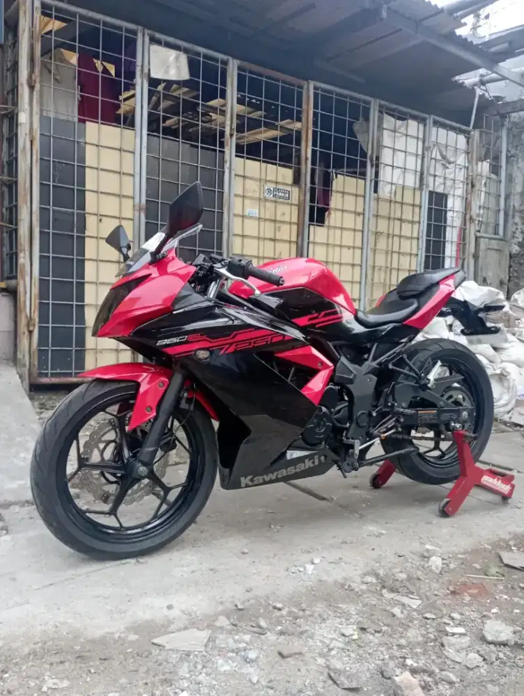 Ninja 250R 2017 Original Low Km istimewa Murmer