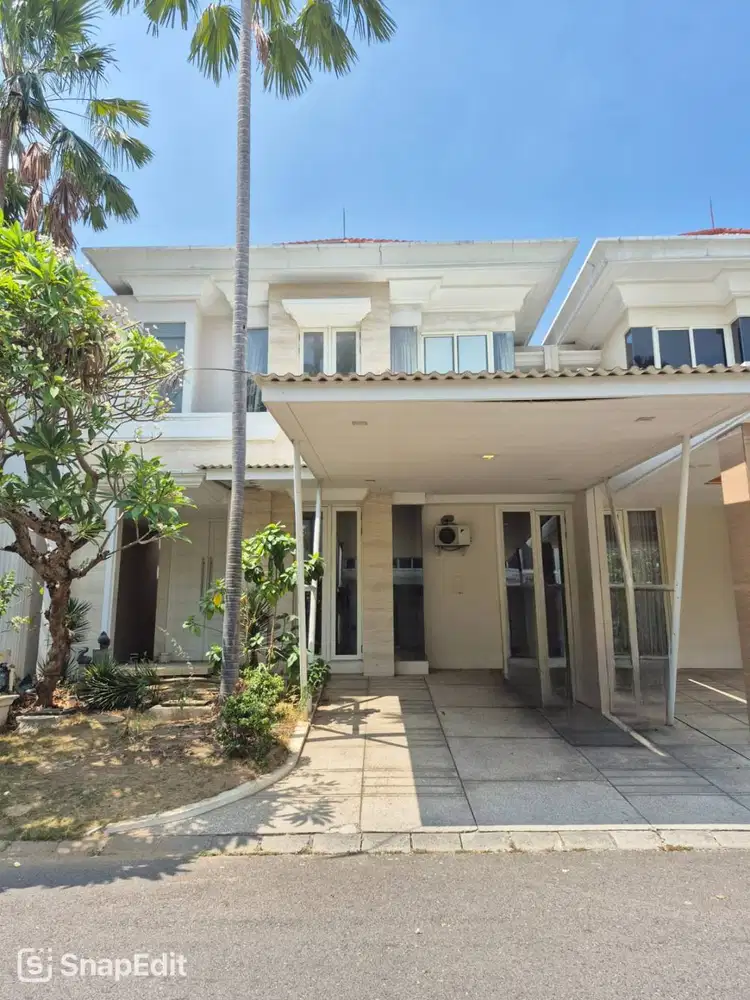 Dijual Rumah 2 Lt Riz Wood Semi Furnish Pakuwon Indah SHM Utara NEGO