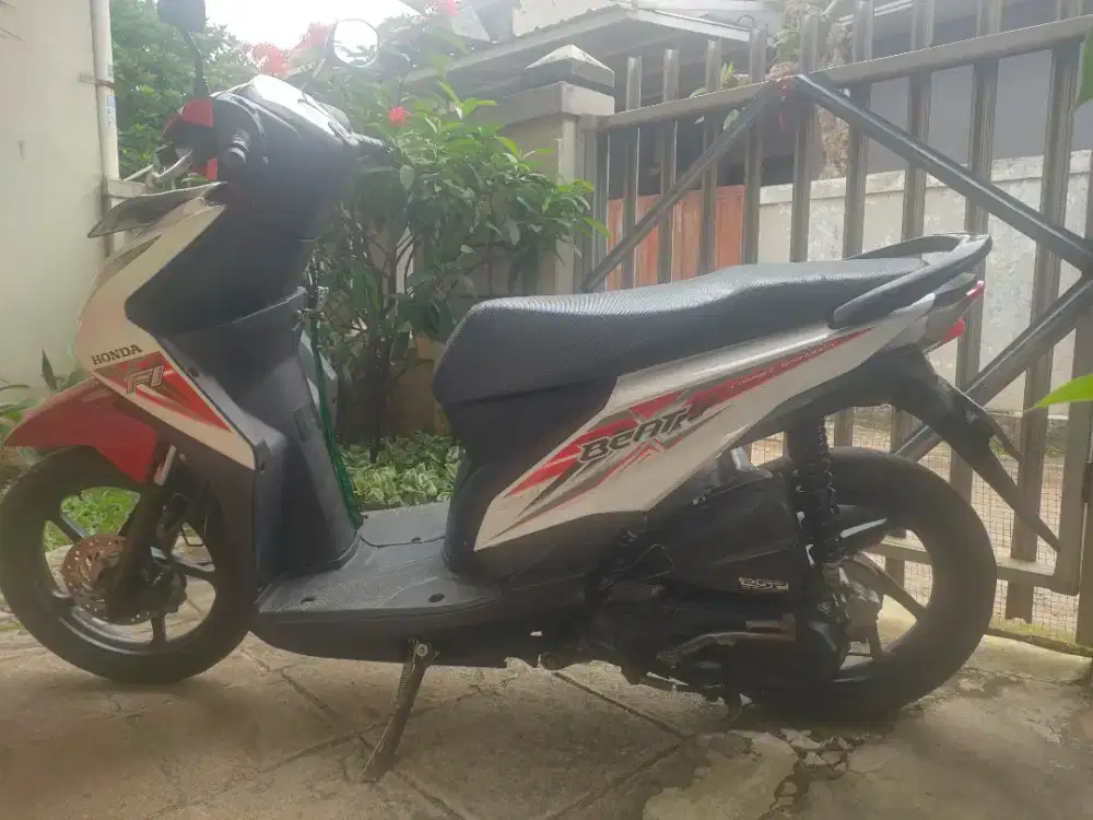 Beat fi 2015 merah putih