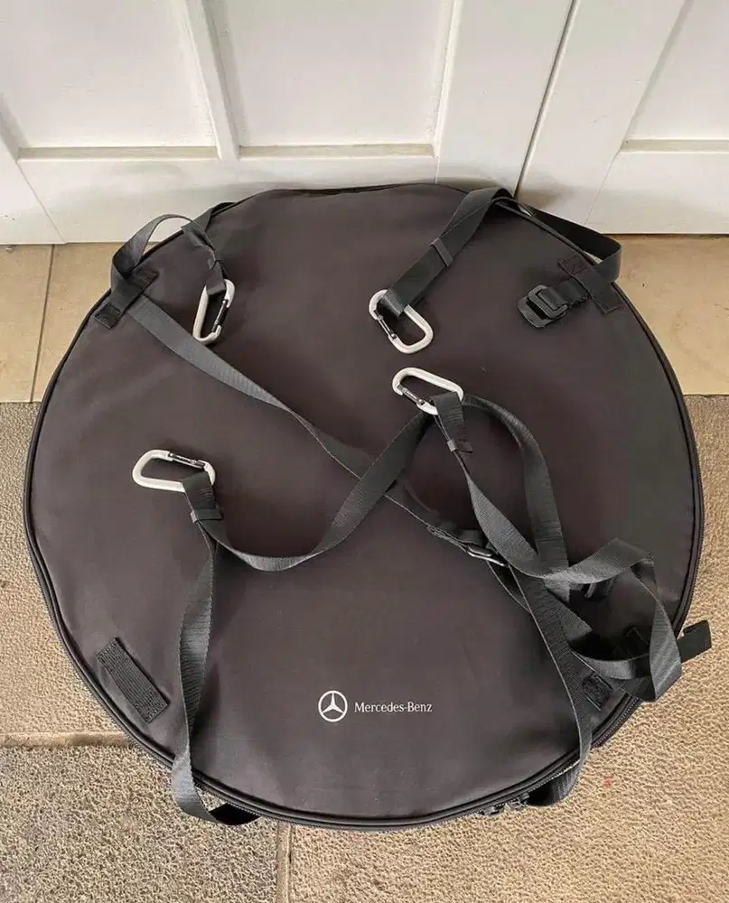 Ban Serep Cadangan Mercedes Benz Mercy