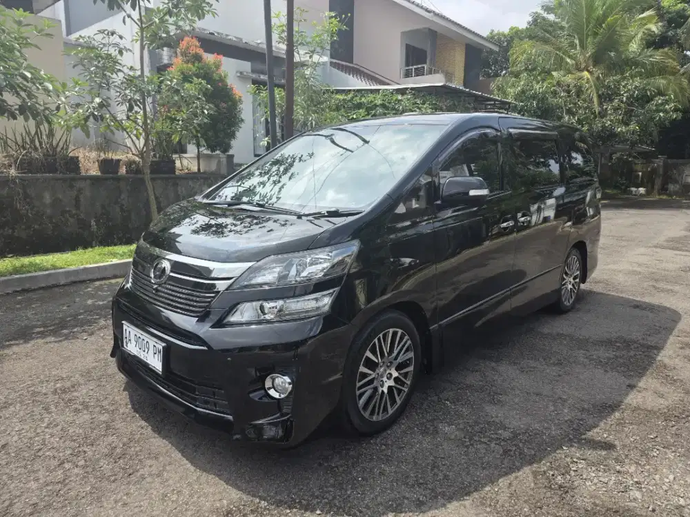 Toyota Vellfire 2.4 ZG 2014