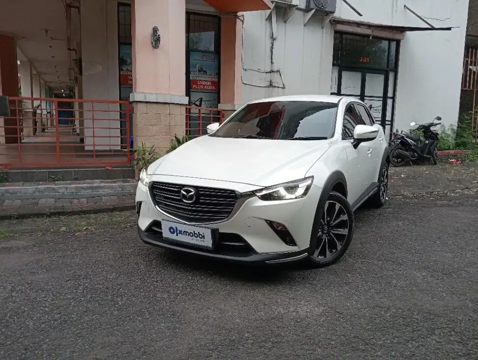 Pajak Panjang - MAZDA CX3 1.5 SPORT BENSIN A/T 2021 PUTIH