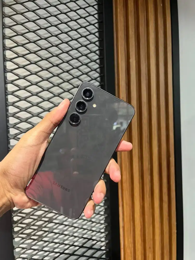 Samsung galaxy s24 fe 8/256