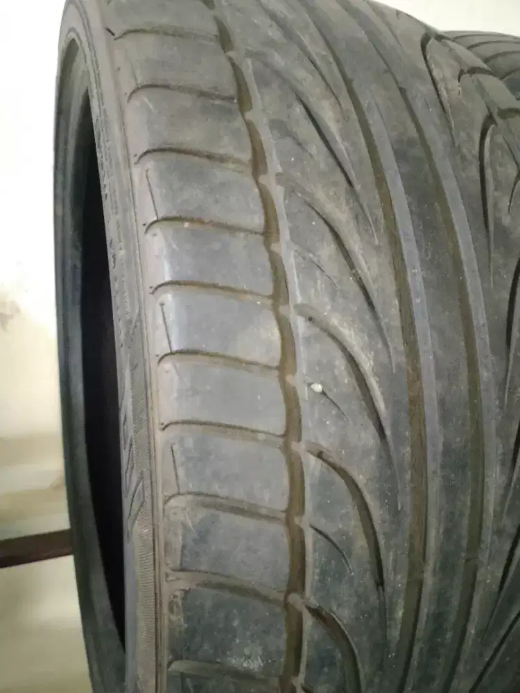 Ba-nn 235/35/ ring 19