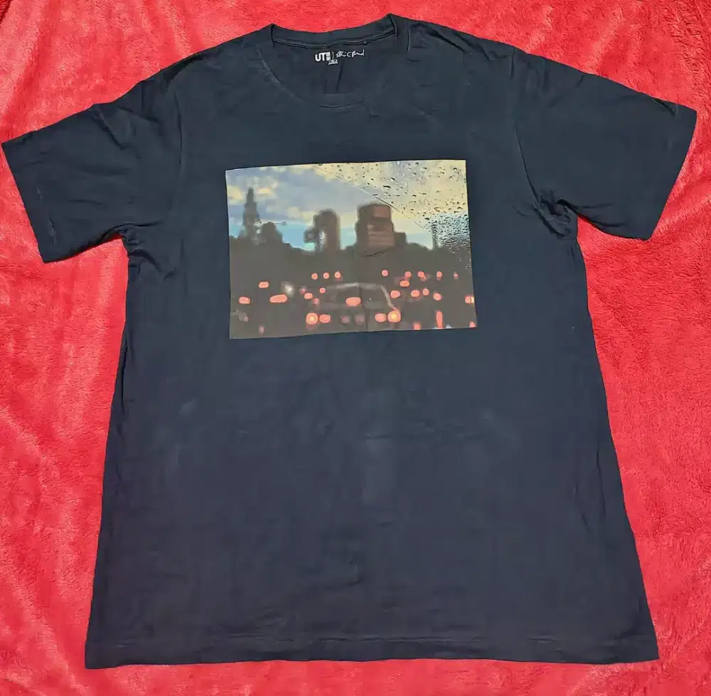 T-Shirt branded keren Uniqlo Magnum Photos UT ( Graphic Shirt )size XL