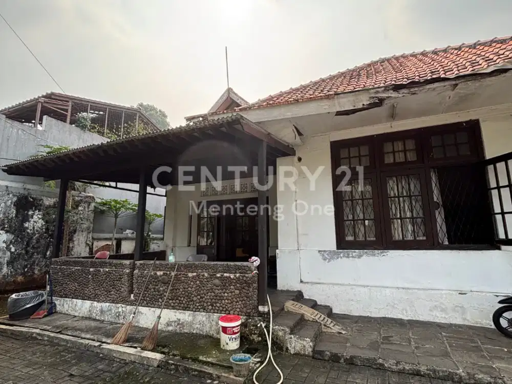 Dijual Rumah Mewah dengan Kolam Renang di Menteng Inti, Jakarta Pusat – LT 780 m², Harga Nego