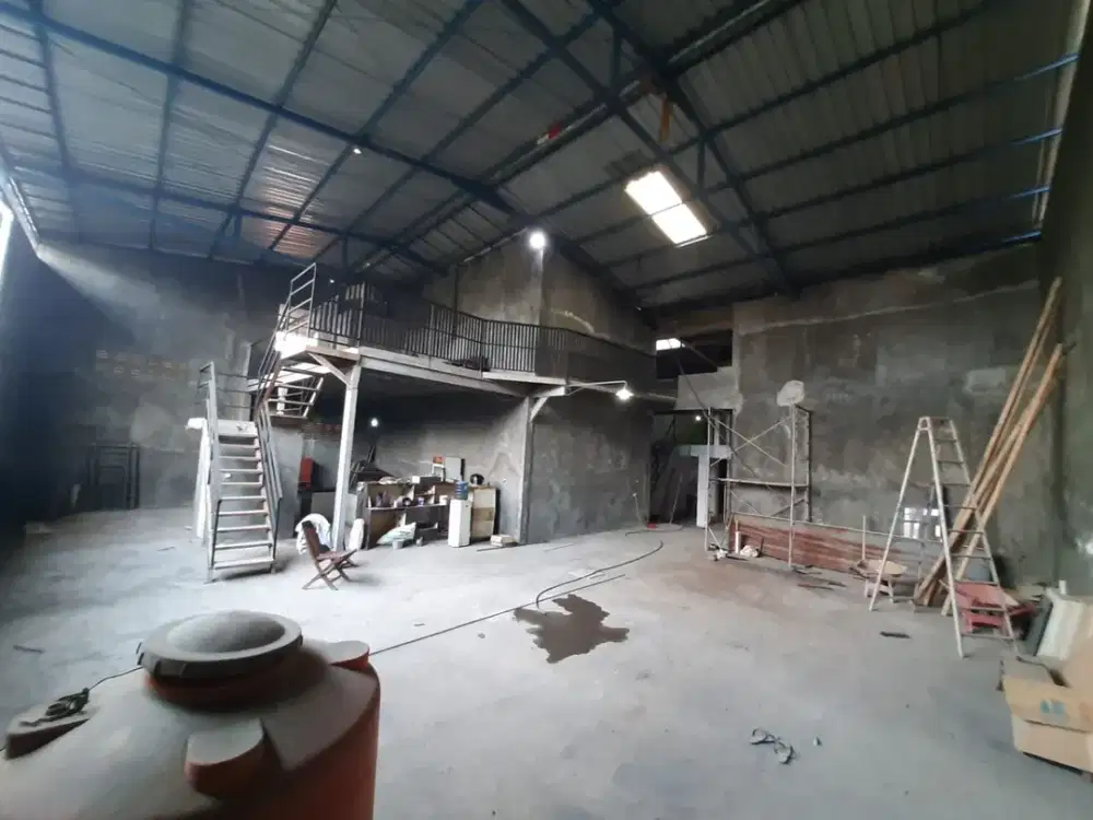 Gudang Streategis daerah Semarang Timur – 10904