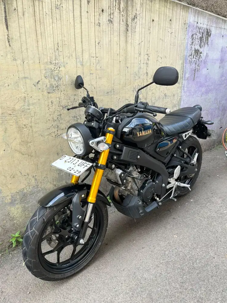 Yamaha xsr 155 2024 mulus antik