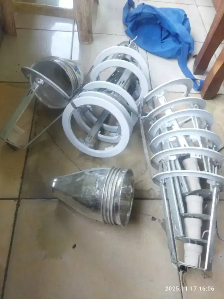 kap lampu / rumah lampu downlight