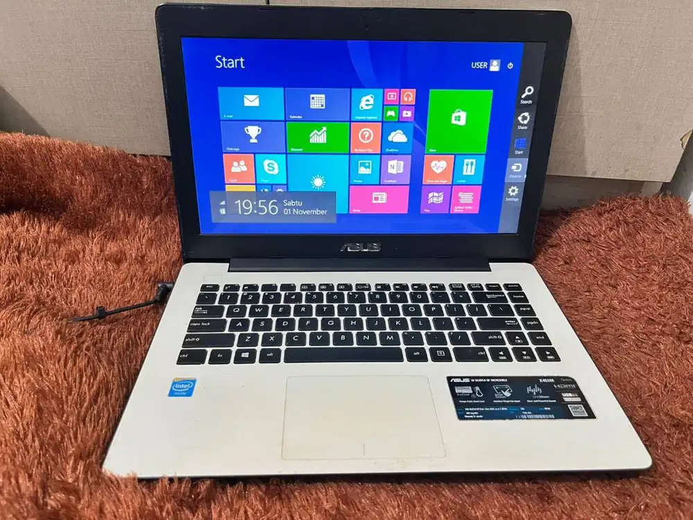 Laptop asus x453m white mulus Intel celeron n2840 2.2Ghz 2gb ram
