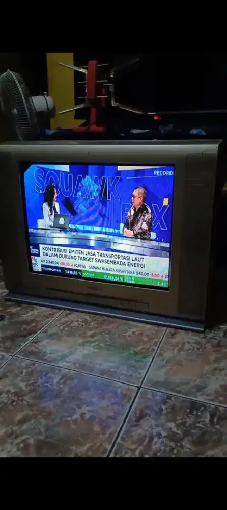 Tv Tabung Toshiba 21 inchi lengkap (Tv, Stb, Antena)