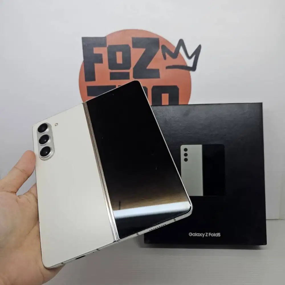 Samsung Z Fold 5 FULLSET 12/256GB Sangat Mulus No Minus