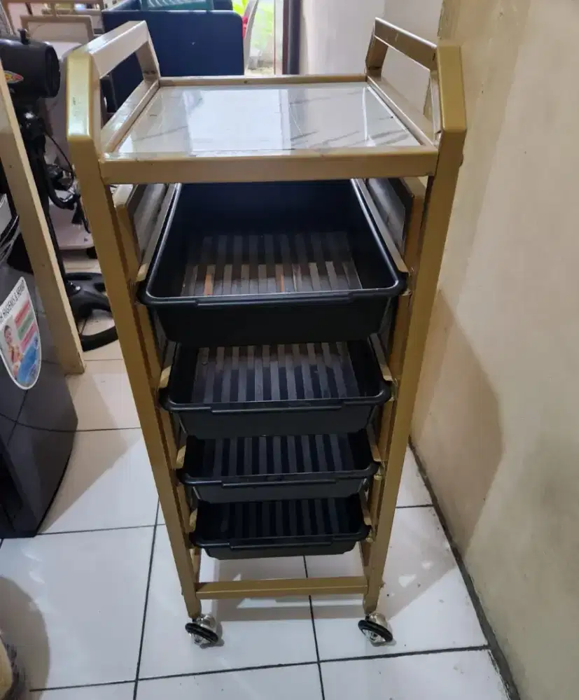 Trolley Rak 5 Tray  marble gold bisa untuk klinik kecantikan,salon