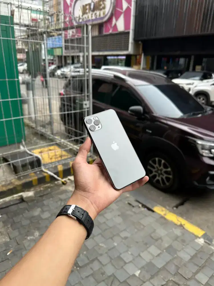 iPhone 11 ProMax 256Gb, ex iBox