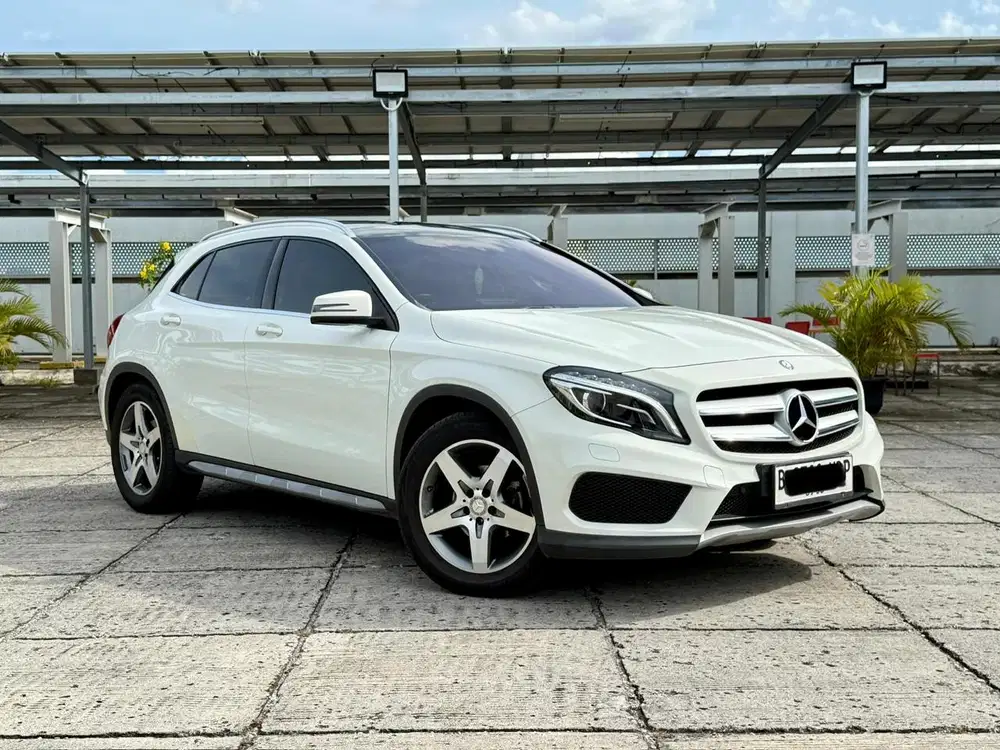 Mercedes Benz Mercy GLA200 AMG 2016 Low KM 33RB Antik
