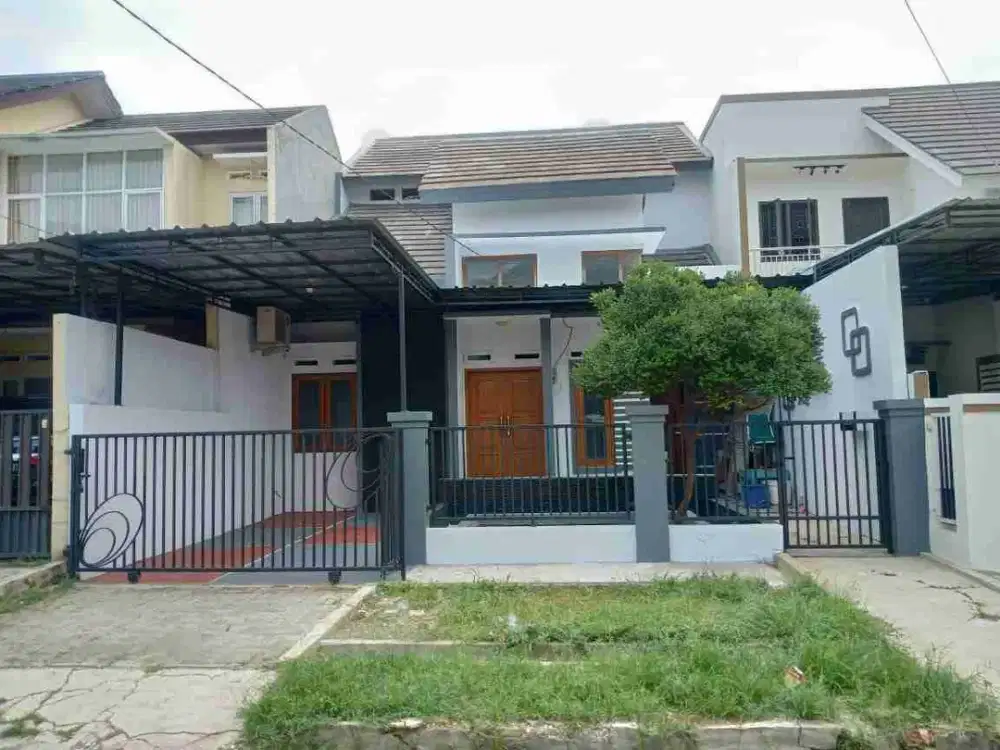 Rumah 2 lantai dalam komplek siap huni di permata depok regency