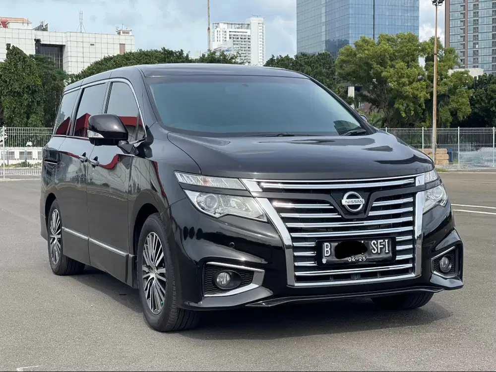 NISSAN ELGRAND HWS 2.5 AT HITAM 2014
