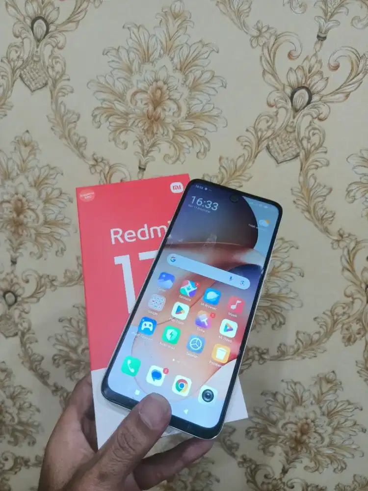 Xiomi redmi 13 ram 8/256 mlus normal semua nya hp sm dus saja