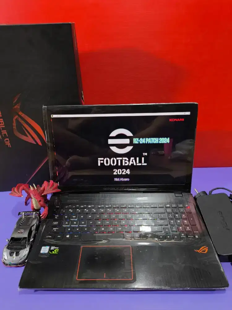 Laptop ASUS ROG STRIXT -GAMING GL553VD-308 FULSET BOX