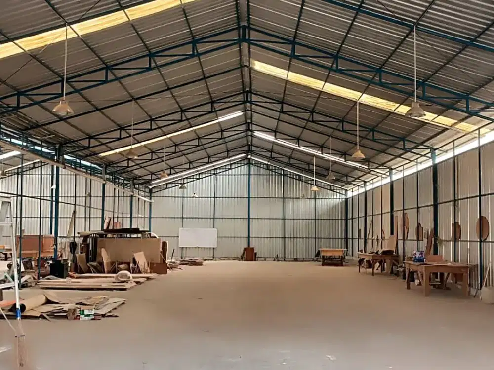 SEWA GUDANG SIAP PAKAI  RAYA NGEMPLAK CITRALAND