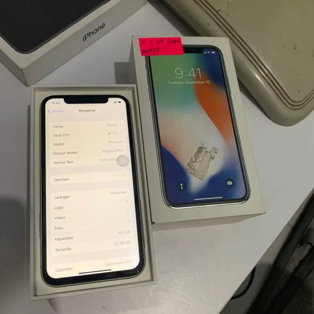 iPhonee X 64 Gb