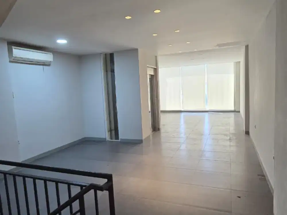 DIJUAL CEPAT RUKO ELANG LAUT BOULEVARD PIK UK 5x15 (4.5 LANTAI) HGB MURNI ADA LIFT SIAP PAKAI MURAH