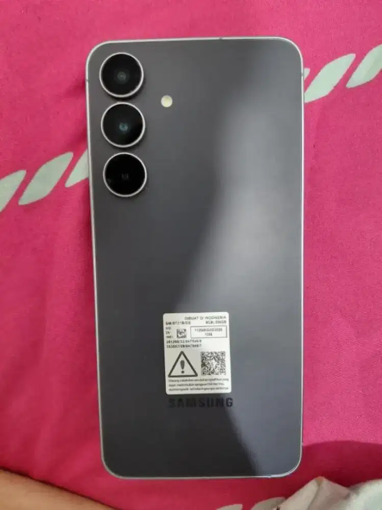 Samsung s25 fe 8/258