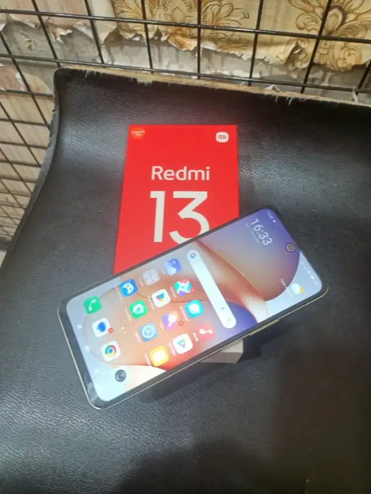 Xiomi redmi 13 ram 8/256 mlus normal semua nya hp sm dus saja
