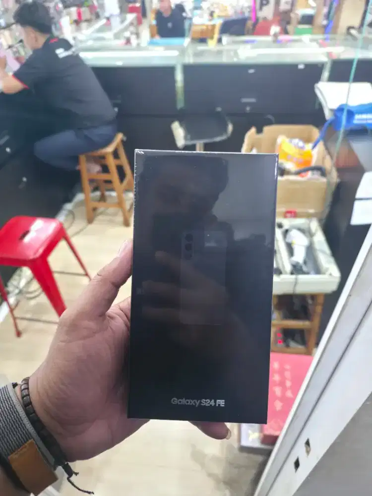 Hp samsung S24 fe 8/256