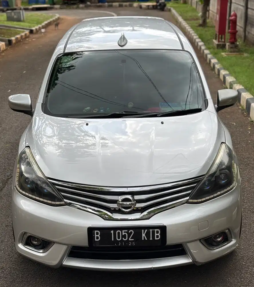 Nissan Grand livina 2015 Bensin