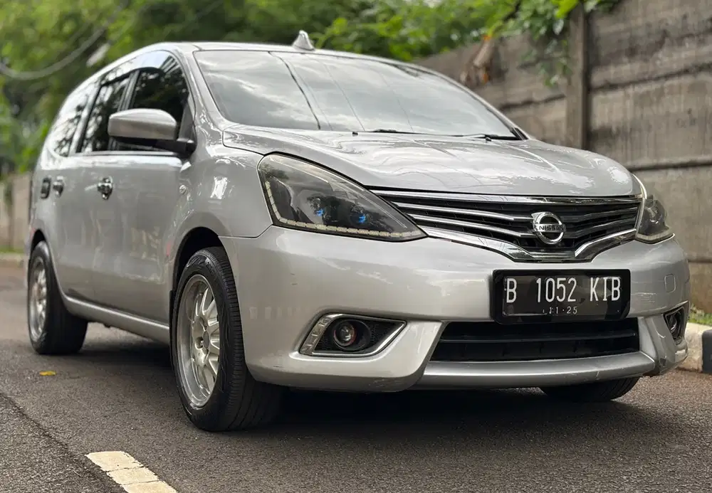 Nissan Grand livina 2015 Bensin