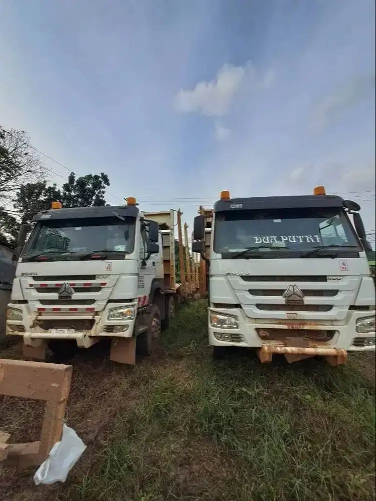 JUAL 5 UNIT SINOTRUK HOWO LOGGING TRUCK TAHUN 2023 - KONDISI AS IS