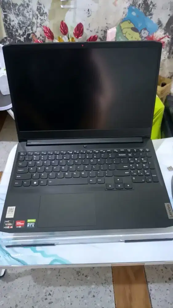 Laptop Gaming Lenovo Ideapad Gaming 3 Ryzen 5 5400H Ram 16gb SSD 1TB
